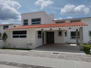 Casa en Venta en Santa Maria Magdalena Ocotitlan Metepec