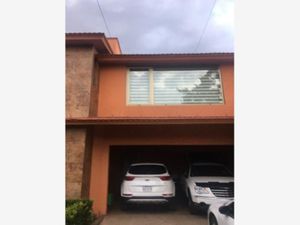 Casa en Venta en La Virgen Metepec