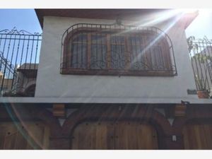 Casa en Venta en Viveros de la Loma Tlalnepantla de Baz