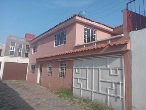 Casa en Venta en Capultitlán Centro Toluca