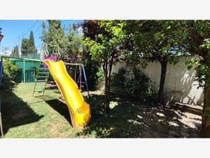 Casa en Venta en San Carlos Metepec