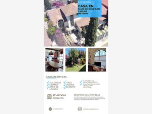 Casa en Venta en San Carlos Metepec