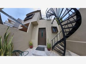 Casa en Venta en Hacienda Agua Caliente Tijuana