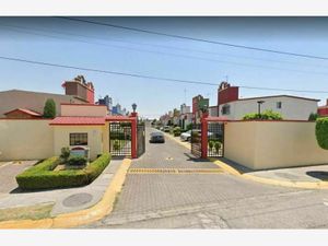 Casa en Venta en Jardines de San Miguel Cuautitlán Izcalli