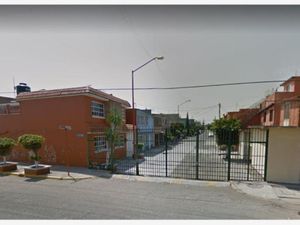 Casa en Venta en Valle de Aragón 3ra Sección Oriente Ecatepec de Morelos