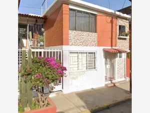 Casa en Venta en Valle de Aragon Nezahualcóyotl