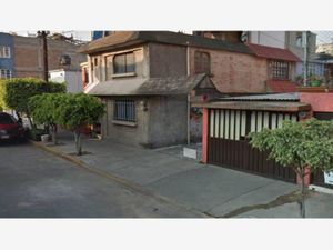 Casa en Venta en Los Reyes Ixtacala 1ra. Sección Tlalnepantla de Baz