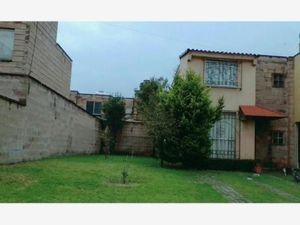 Casa en Venta en San Mateo Otzacatipan Toluca