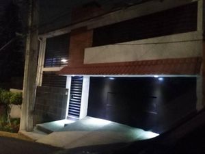 Casa en Venta en Lomas de las Aguilas Álvaro Obregón