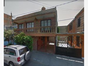 Casa en Venta en Los Reyes Ixtacala 1ra. Sección Tlalnepantla de Baz