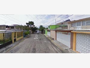 Casa en Venta en Villa de las Flores 1a Sección (Unidad Coacalco) Coacalco de Berriozábal