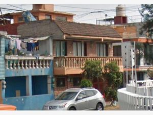 Casa en Venta en Los Reyes Ixtacala 1ra. Sección Tlalnepantla de Baz