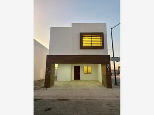 Casa en Venta en Puerta de Hierro Torreón