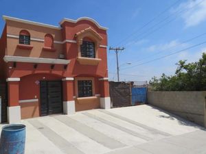 Casa en Venta en Urbi Quinta del Cedro Tijuana