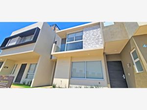 Casa en Venta en Valle Imperial Zapopan