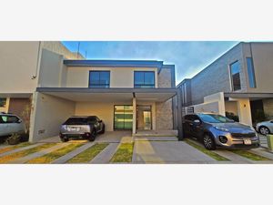 Casa en Venta en Bugambilias Zapopan