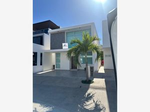 Casa en Renta en Coto Platino Mazatlán