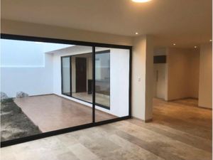 Casa en Venta en Desarrollo del Pedregal San Luis Potosí