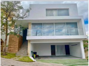 Casa en Renta en Desarrollo del Pedregal San Luis Potosí