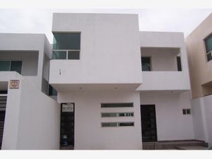 Casa en Venta en ampliacion miguel aleman Victoria