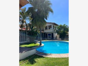 Casa en Venta en Burgos Temixco