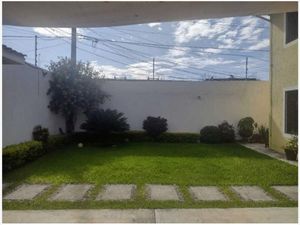 Casa en Venta en Villas del Descanso Jiutepec