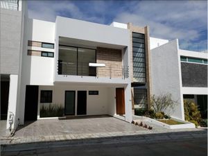 Casa en Venta en Lomas de Angelópolis San Andrés Cholula