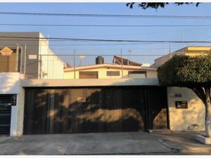 Casa en venta en PENINSULA 2955, Bosques de La Victoria, Guadalajara,  Jalisco, 44540.