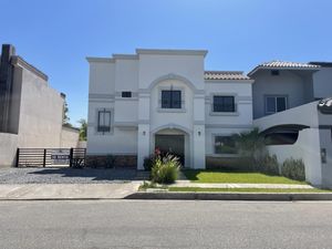 Casa en Renta en Residencial Puerta de Alcalá Mexicali