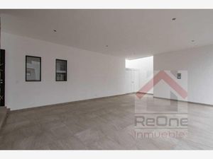 Casa en Venta en CASTAÑOS DEL VERGEL Monterrey