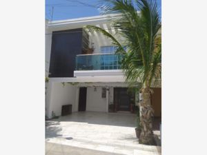 Casa en Venta en Puerta de las Mitras Santa Catarina