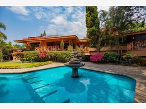 Casa en Venta en Los Limoneros Cuernavaca