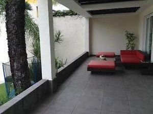 Casa en Venta en Burgos Bugambilias Temixco