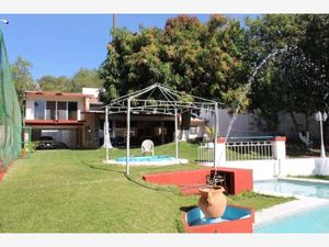 Casa en Venta en Tequesquitengo Jojutla