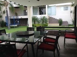 Casa en Venta en Burgos Bugambilias Temixco