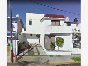 Casa en Venta en Bosques del Valle 1a Sección Coacalco de Berriozábal