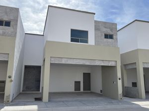 Casa en venta en Los Viñedos, 27016 Torreón, Coah., México.