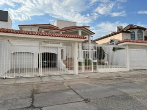 Casa en Venta en Mision de los Lagos Juárez