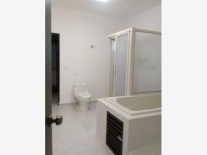 Casa en Venta en Bosques de San Pedro Santiago