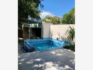 Casa en Venta en Residencial y Club de Golf la Herradura Monterrey