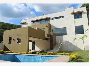 Casa en Venta en VALLE DE BOSQUENCINOS Monterrey