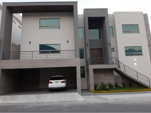 Casa en Venta en Sierra Alta Monterrey