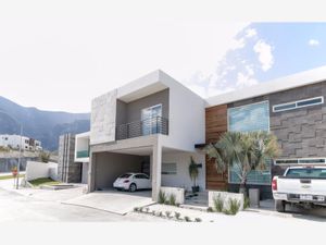 Casa en Venta en SIERRA ALTA 9 SECTOR Monterrey