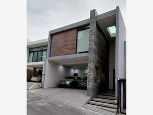 Casa en Venta en Lomas de Montecristo Monterrey