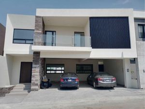 Casa en Venta en Bosques de las Misiones Sector Encino Santiago