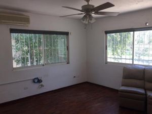 Casa en Venta en Altavista Sur Monterrey