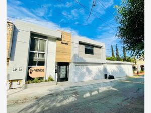 Casa en Venta en Satélite Acueducto Séptimo Sector Monterrey