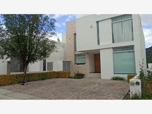 Casa en Venta en Cumbres del Cimatario Huimilpan