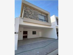 Casa en Venta en Huajuquito o los Cavazos Santiago