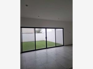 Casa en Venta en Huajuquito o los Cavazos Santiago